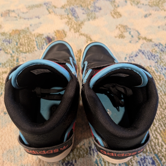 Adidas 2000s High-Top Sneakers - Black and Coral/Red - Picture 6 of 9